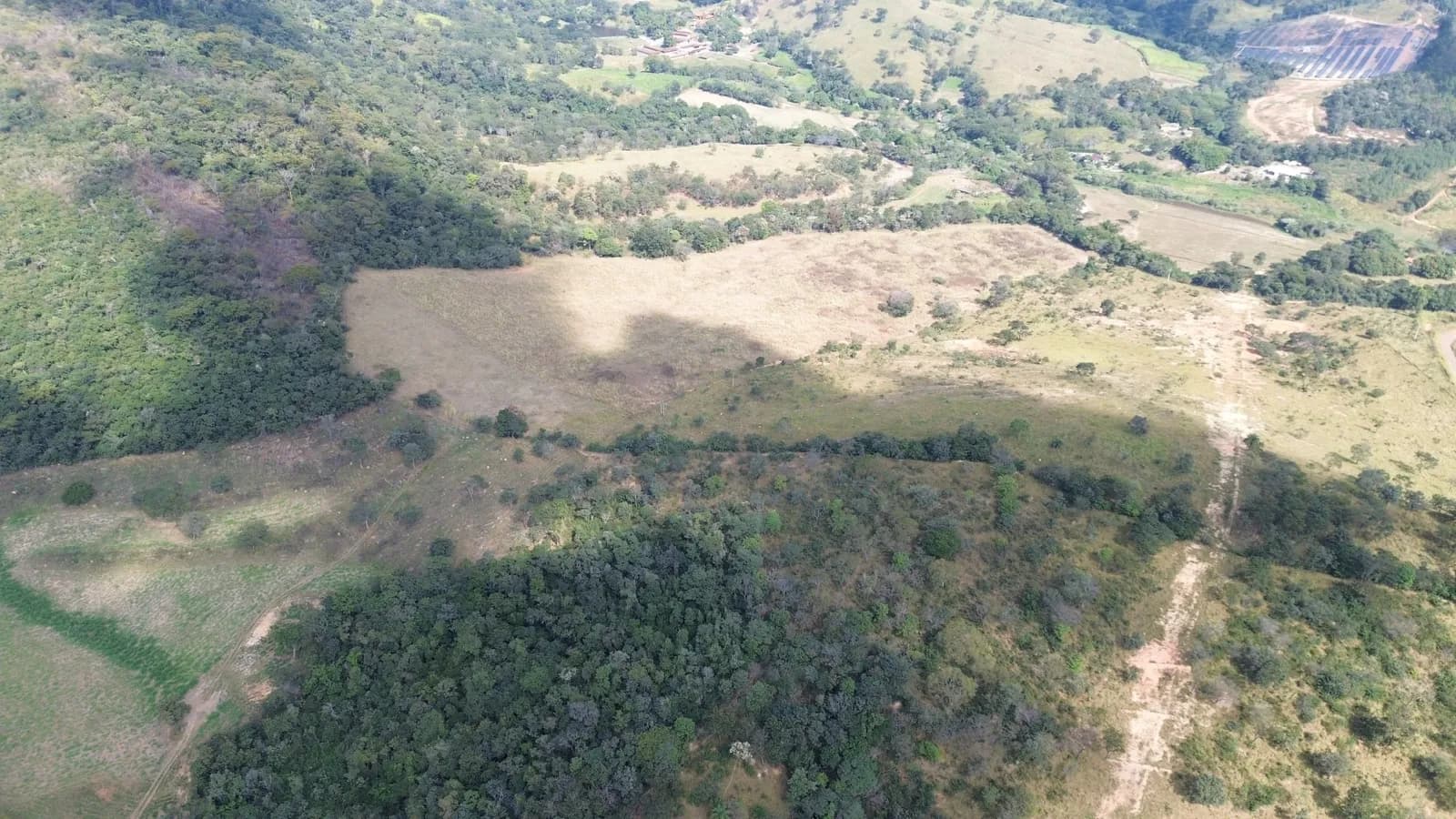 ÁREA EM ITAÚNA PARA LOTEAENTO OU CONDOMÍNIO, miniatura 3
