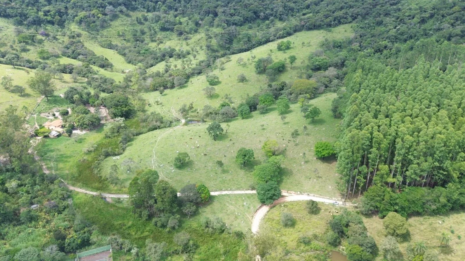 ÁREA COM 14 HECTARES COM ÓTIMA LOCALIZAÇÃO EM ITAÚNA, imagem 1