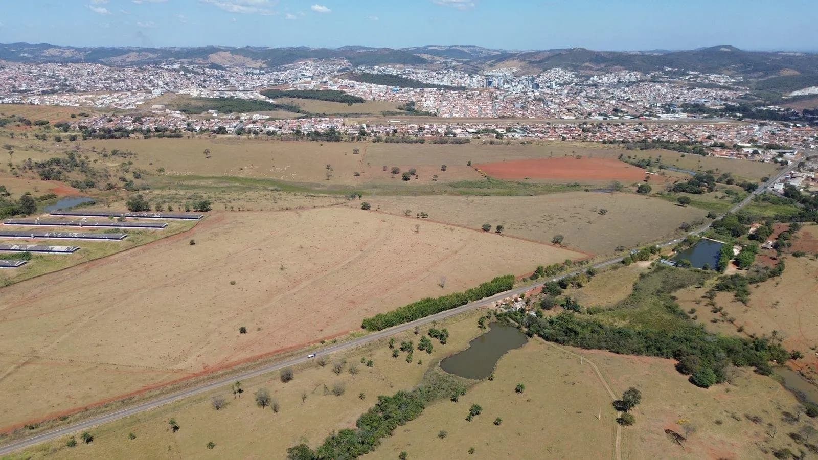 ÁREA PARA LOTEAMENTO EM PARÁ DE MINAS, imagem 1
